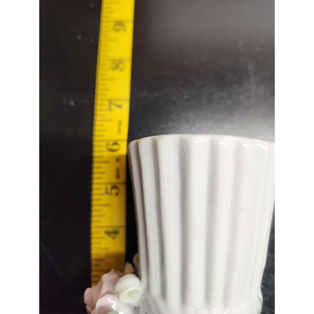Ceramic Fluted Vase‎ With Pink Rose & Green Leaves Accent